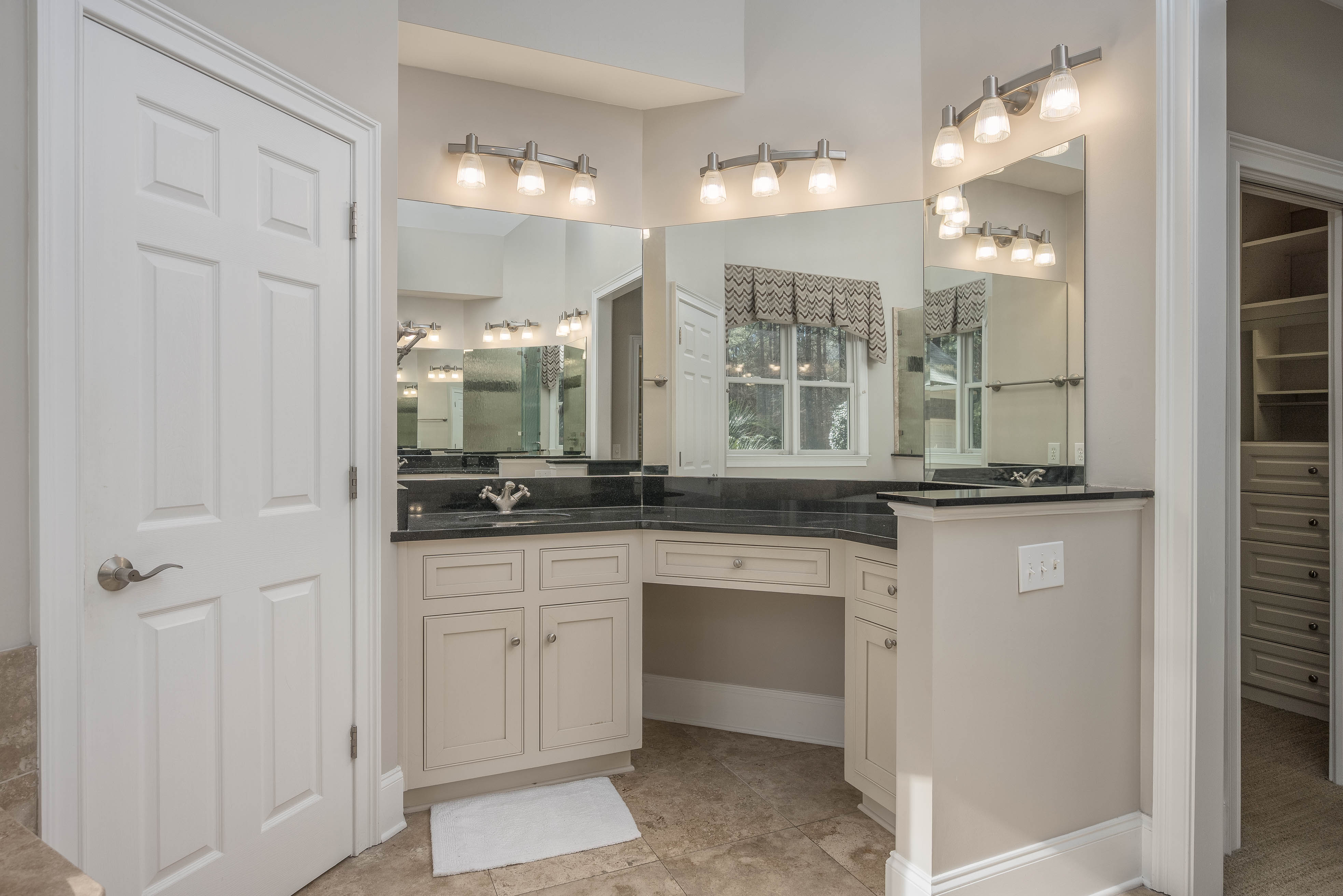 2701 Parrott's Pointe Road image 29